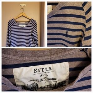 Sitka. Striped boatneck. Organic cotton jersey. Taupe/blue. Wm S